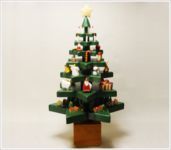 「特注の組み立て式　木製のクリスマスツリー